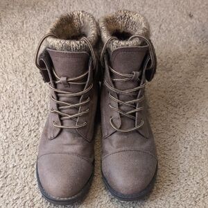 Women's Brown Lace-Up Boots
